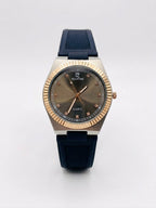 AQUATIME Luxury Men’s Quartz Watch – Gold Fluted Bezel & Black Rubber Strap